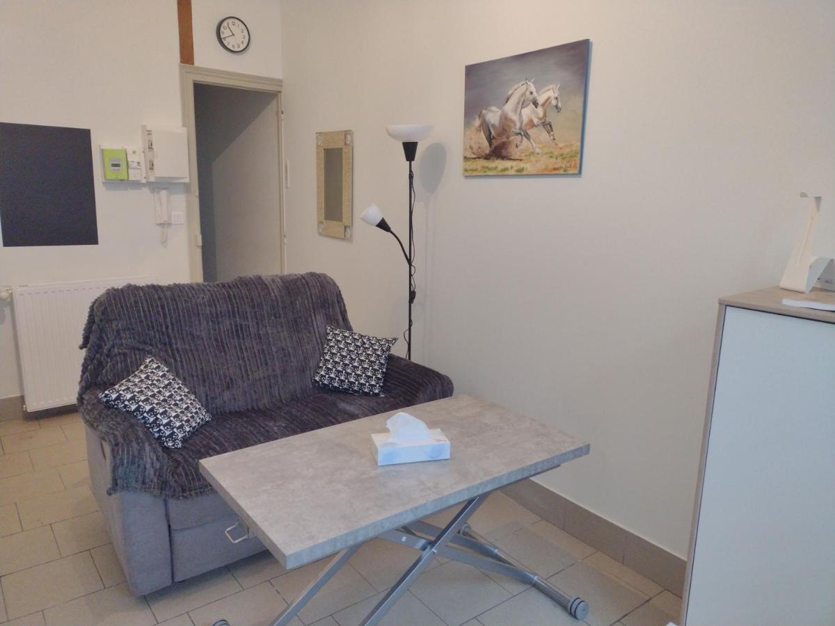Appartement Rdc Chez Caroline บูร์บอนน์-เลส์-แบงส์ ภายนอก รูปภาพ