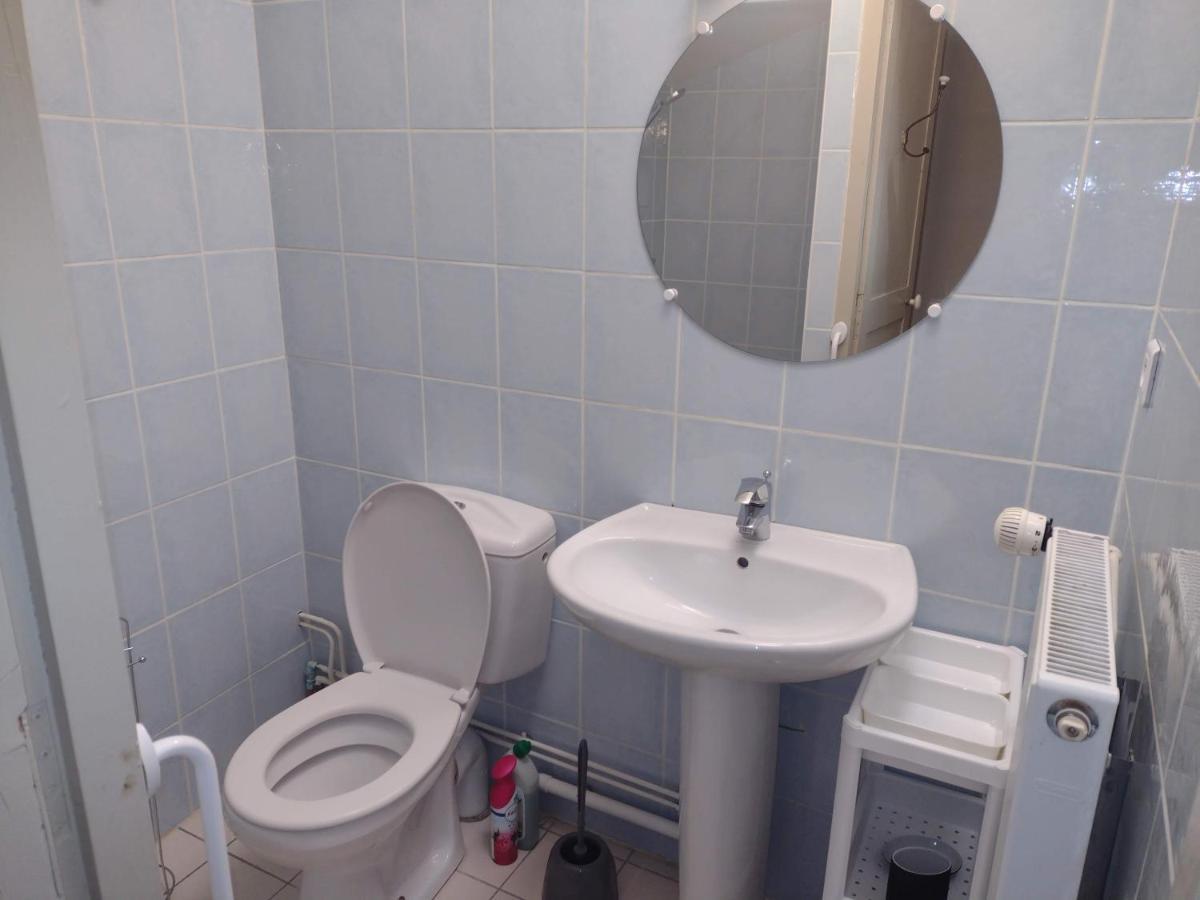 Appartement Rdc Chez Caroline บูร์บอนน์-เลส์-แบงส์ ภายนอก รูปภาพ